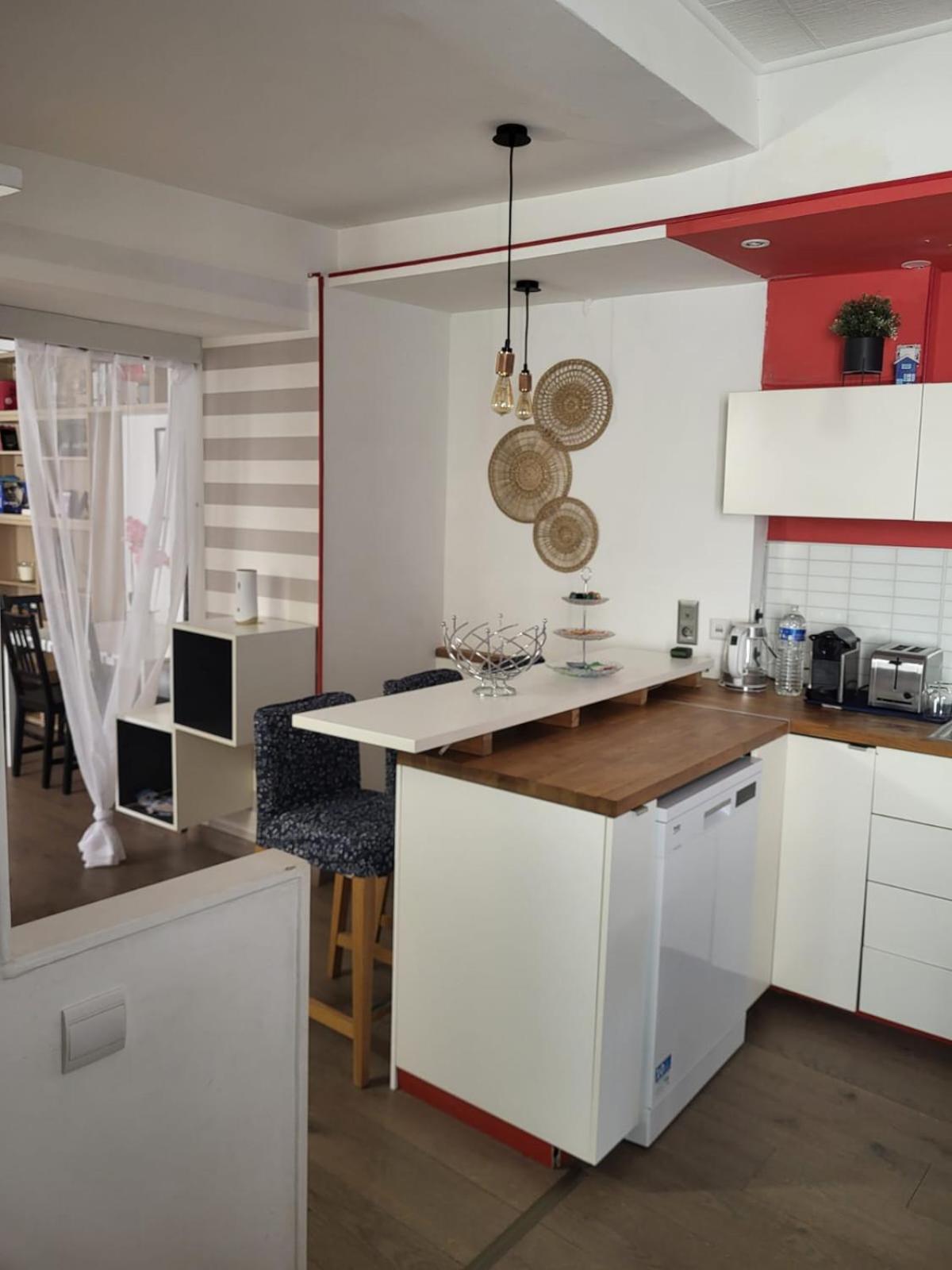 Spacious Town House With Balcony مونتانياك المظهر الخارجي الصورة
